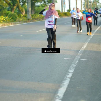 Runner Photo 7776456
