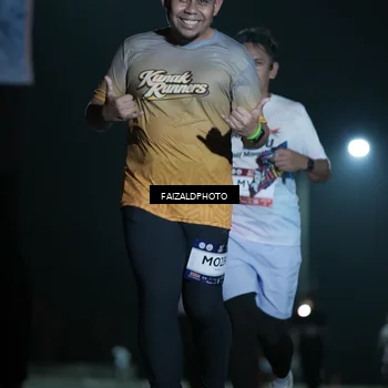 Runner Photo 7776459