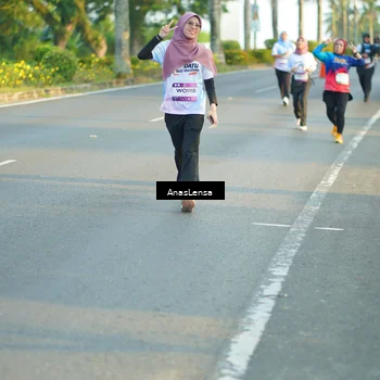 Runner Photo 7776461