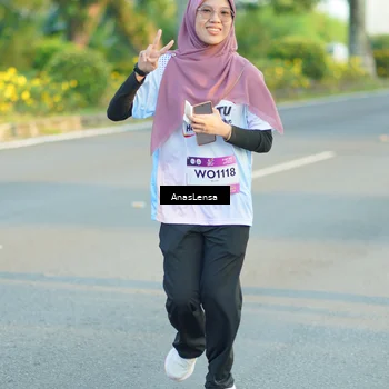 Runner Photo 7776491