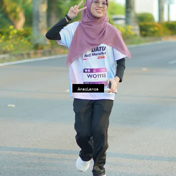 Runner Photo 7776492