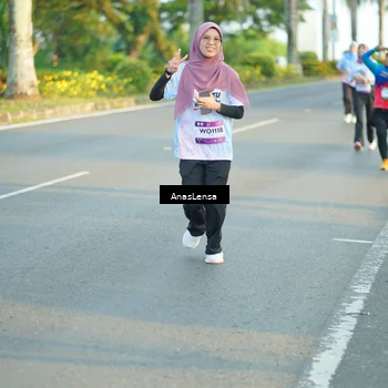 Runner Photo 7776495
