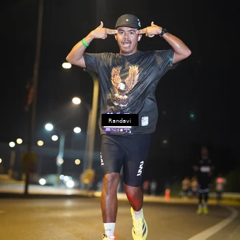 Runner Photo 7776515