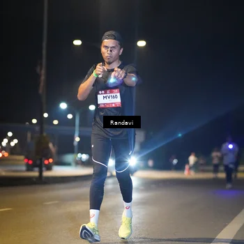 Runner Photo 7776550