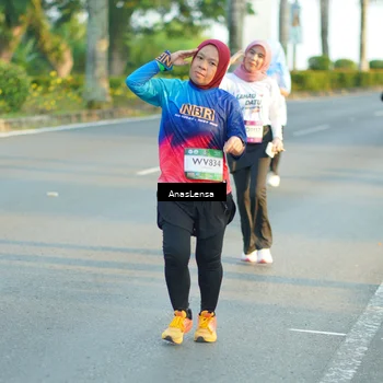 Runner Photo 7776555