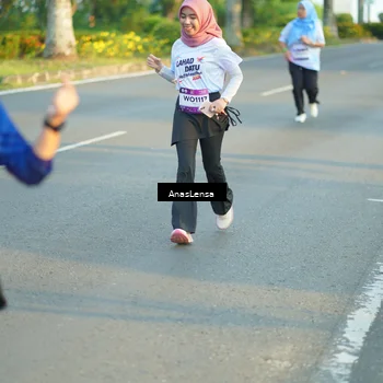 Runner Photo 7776632