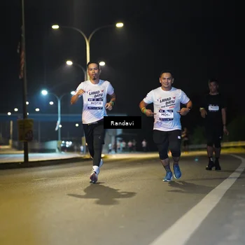 Runner Photo 7776637