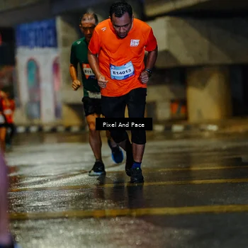 Runner Photo 7776640
