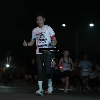 Runner Photo 7776663