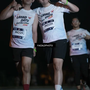 Runner Photo 7776674