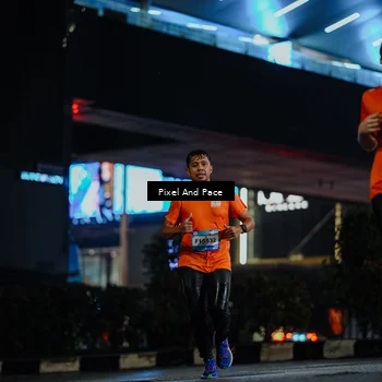 Runner Photo 7776698
