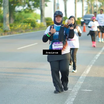 Runner Photo 7776702