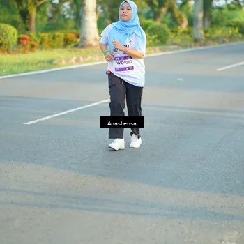 Runner Photo 7776704