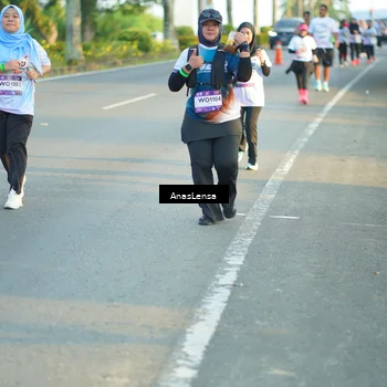 Runner Photo 7776707