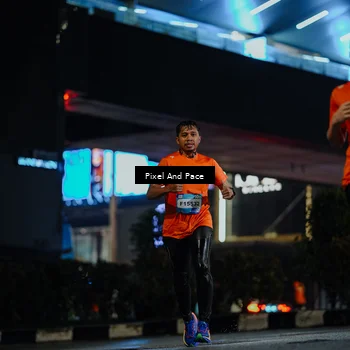 Runner Photo 7776737