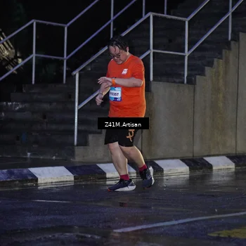 Runner Photo 7776739