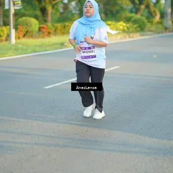 Runner Photo 7776740