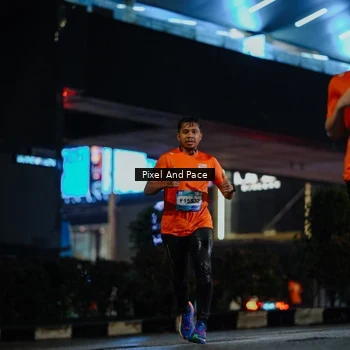 Runner Photo 7776745