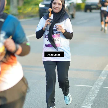 Runner Photo 7776751