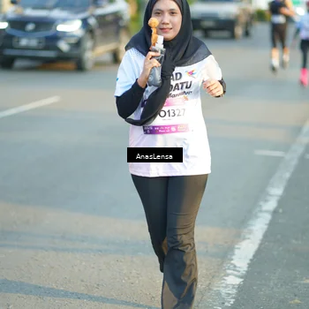 Runner Photo 7776773