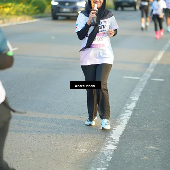 Runner Photo 7776785