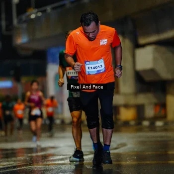 Runner Photo 7776787