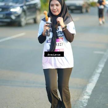 Runner Photo 7776792