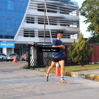 Runner Photo 7776799