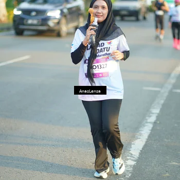Runner Photo 7776807