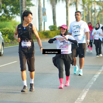 Runner Photo 7776815