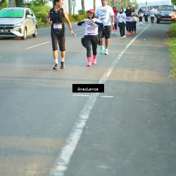 Runner Photo 7776821