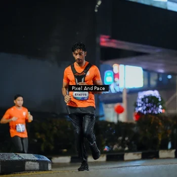 Runner Photo 7776829