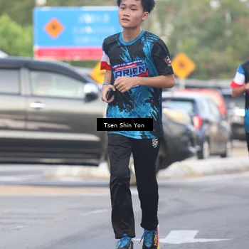 Runner Photo 7776830