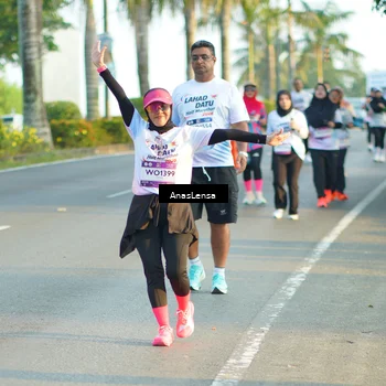 Runner Photo 7776832