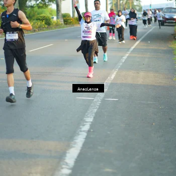 Runner Photo 7776839