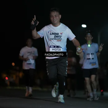 Runner Photo 7776841