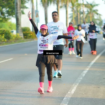 Runner Photo 7776844