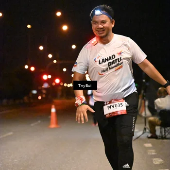 Runner Photo 7776891