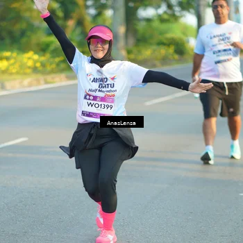 Runner Photo 7776920