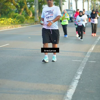 Runner Photo 7776940