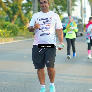 Runner Photo 7776949