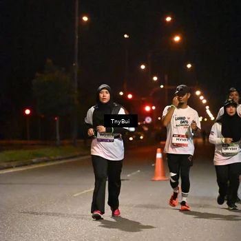 Runner Photo 7776964
