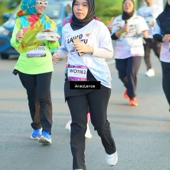Runner Photo 7776993
