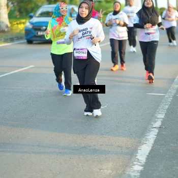 Runner Photo 7777010