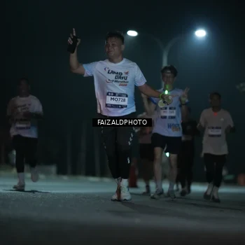 Runner Photo 7777020