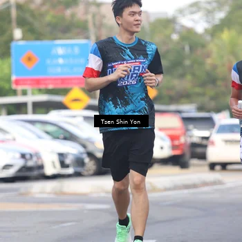 Runner Photo 7777029