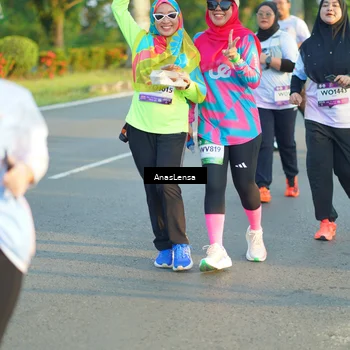 Runner Photo 7777037