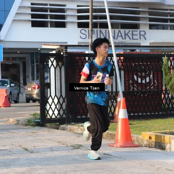 Runner Photo 7777039