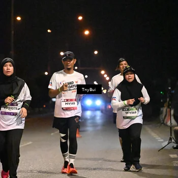 Runner Photo 7777054