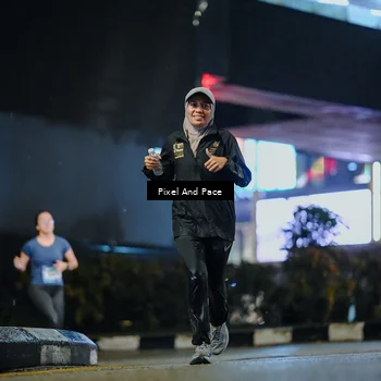 Runner Photo 7777057